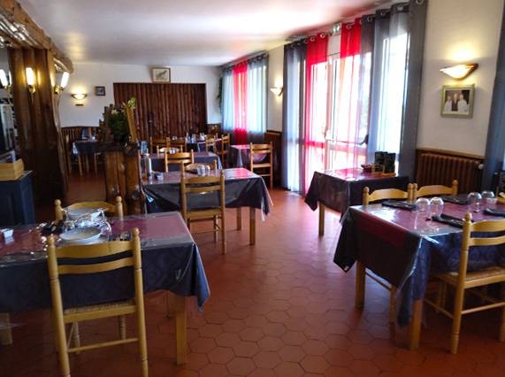 Le restaurant - Hotel - La Bergerie - Vezels Roussy - meilleur restaurant VEZELS-ROUSSY